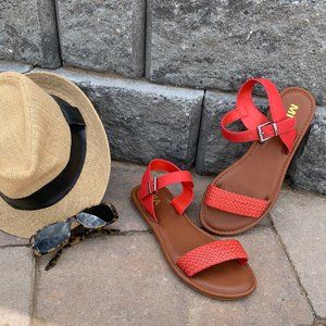 🎄 2/$25 Mia Calista Red Braided Sandals